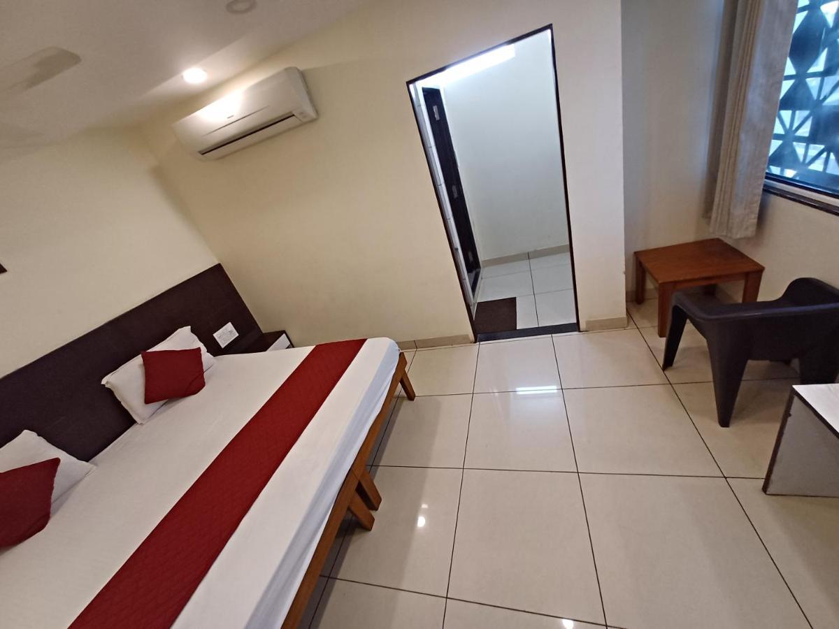 Hotel Rashika Palace Τζαϊπούρ Εξωτερικό φωτογραφία