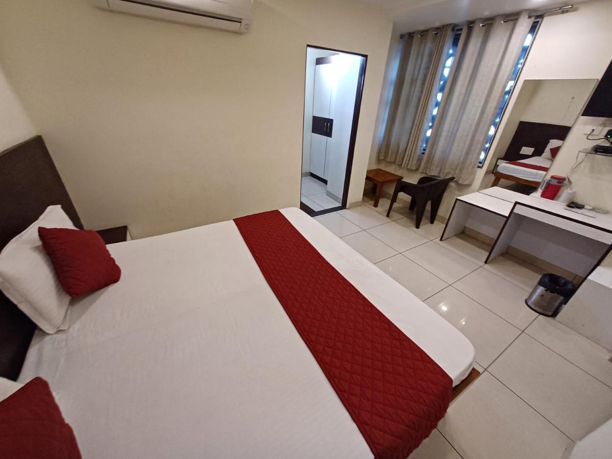 Hotel Rashika Palace Τζαϊπούρ Εξωτερικό φωτογραφία