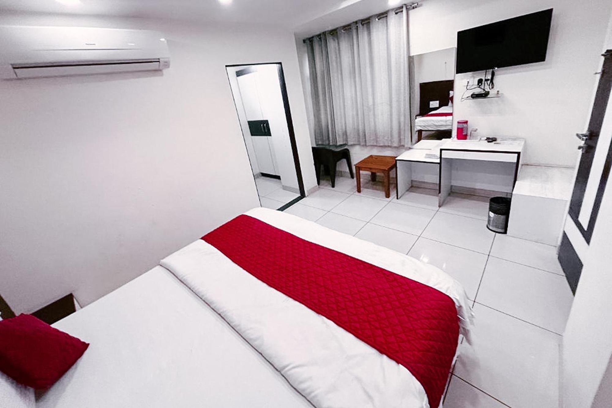 Hotel Rashika Palace Τζαϊπούρ Εξωτερικό φωτογραφία